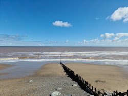 Withernsea Bay beach'in fotoğrafı düz ve uzun ile birlikte