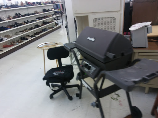 Thrift Store «Value World», reviews and photos, 4639 Northfield Rd, Cleveland, OH 44128, USA