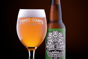3 Giants Brewing Company image
