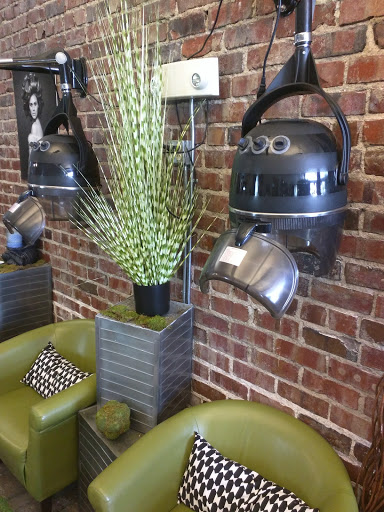 Beauty Salon «Abls A Paul Mitchell Salon», reviews and photos, 577 W Douglas Ave, Wichita, KS 67213, USA