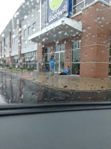 Thrift Store «Goodwill Store», reviews and photos, 1212 Applegate Ln, Clarksville, IN 47129, USA