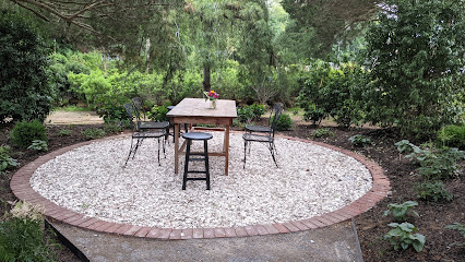 White Oak Wine Garden photo