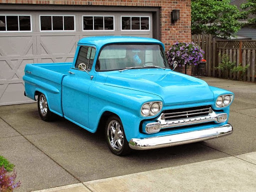 Auto Repair Shop «Hot Rod Dreamworks & Collision Repair LLC», reviews and photos, 24315 S Hwy 99 E, Canby, OR 97013, USA