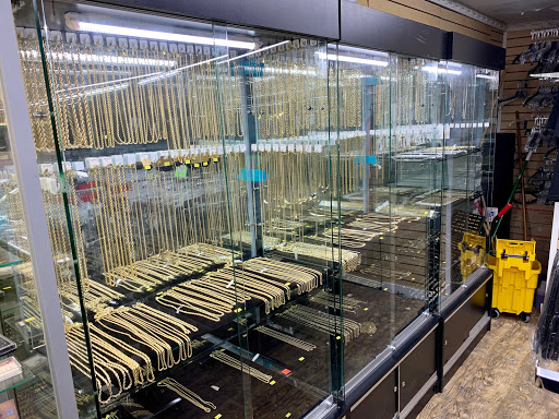 Vaporizer Store «210 Discount Store», reviews and photos, 4906 W Commerce St, San Antonio, TX 78237, USA