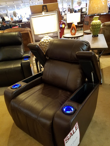 Furniture Store «Levin Furniture», reviews and photos, 16960 Sprague Rd, Middleburg Heights, OH 44130, USA