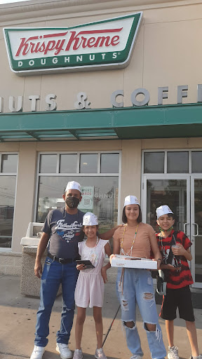 Bakery «Krispy Kreme Doughnuts», reviews and photos, 6627 San Dario Ave, Laredo, TX 78041, USA