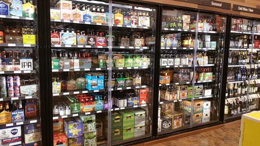 Wine Store «Total Wine & More», reviews and photos, 7925 N Blackstone Ave, Fresno, CA 93720, USA