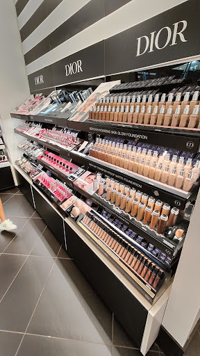 Cosmetics Store «SEPHORA», reviews and photos, 400 Commons Way #141, Bridgewater, NJ 08807, USA