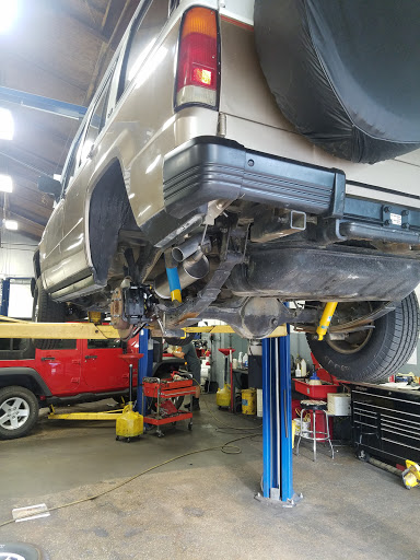 Auto Repair Shop «Creech Import Repair, Inc.», reviews and photos, 1818 St Albans Dr #106, Raleigh, NC 27609, USA