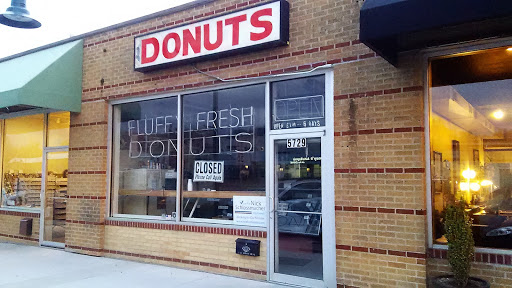 Donut Shop «Fluffy Fresh Donuts», reviews and photos, 5729 Johnson Dr, Shawnee Mission, KS 66202, USA