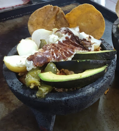 La Taquiza: Tacos y parrilla