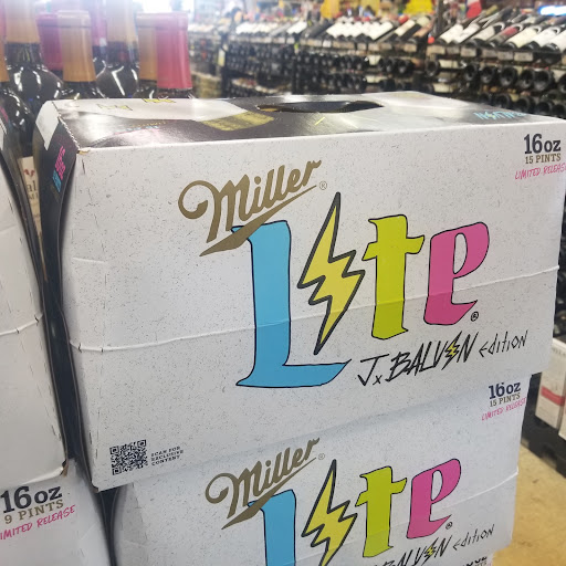 Liquor Store «Town & Country Liquors», reviews and photos, 2944 W 47th St, Chicago, IL 60632, USA