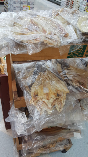 Grocery Store «Extra Supermarket», reviews and photos, 719 Irvington Ave, Maplewood, NJ 07040, USA