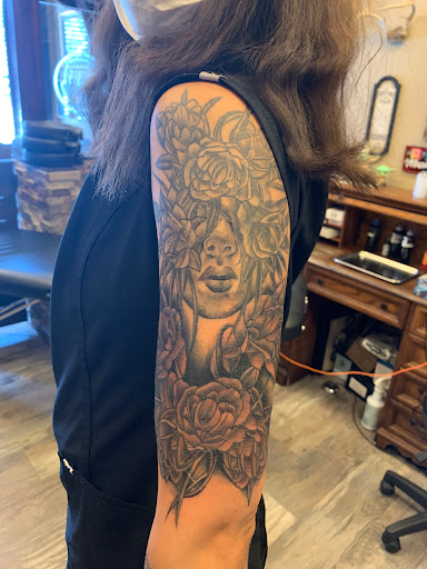 Tattoo Shop «Handsome Devil Tattoo Company», reviews and photos, 201 Market St, Saddle Brook, NJ 07663, USA