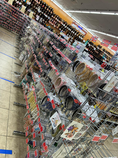 Elegant Beauty Supplies, 13528 University Plaza St, Tampa, FL 33613, USA, 