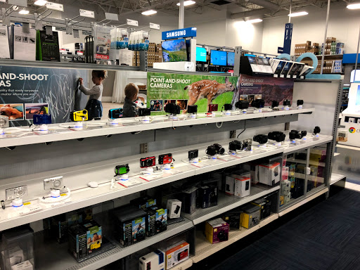 Electronics Store «Best Buy», reviews and photos, 131 Mall Woods Dr, Dayton, OH 45449, USA
