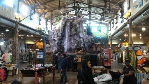 Sporting Goods Store «Bass Pro Shops», reviews and photos, 2501 Bass Pro Dr, Grapevine, TX 76051, USA