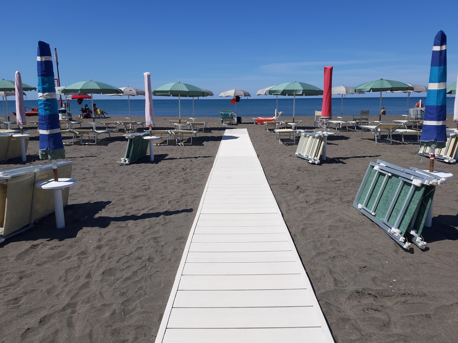 Foto de Spiaggia di Montalto di Castro - lugar popular entre os apreciadores de relaxamento