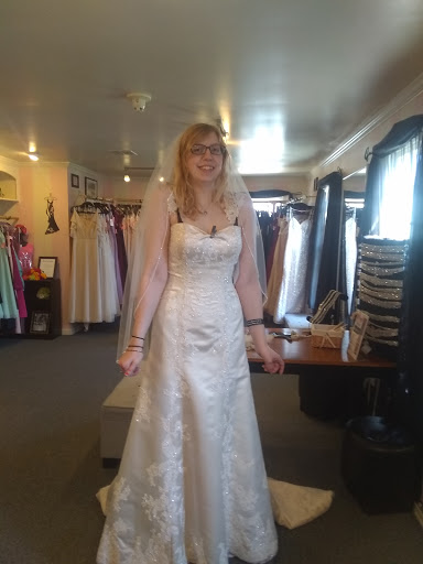Bridal Shop «A Savvy Bride», reviews and photos, 17700 W Capitol Dr, Brookfield, WI 53045, USA