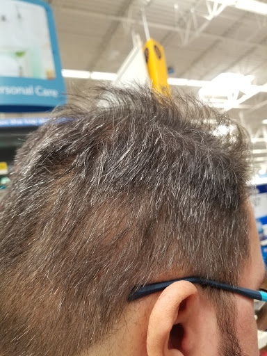 Hair Salon «Sport Clips Haircuts of Clarksville», reviews and photos, 1370 Veterans Pkwy Suite #900, Clarksville, IN 47129, USA