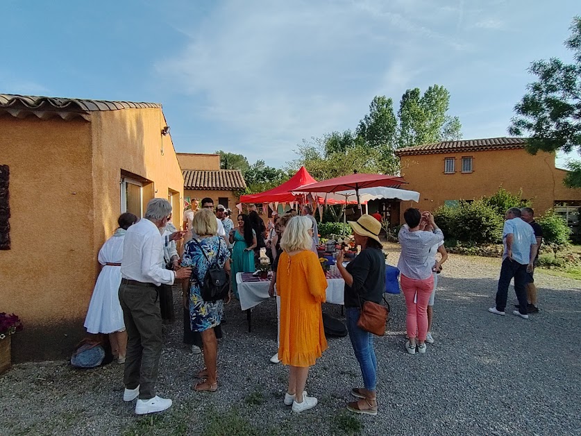 Eco Vitality Village Fr à Saint-Antonin-du-Var (Var 83)