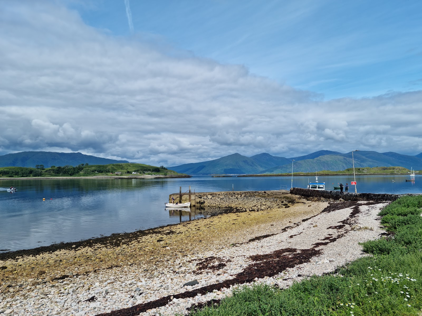 Photo of Port Appin Beach with gray pebble surface