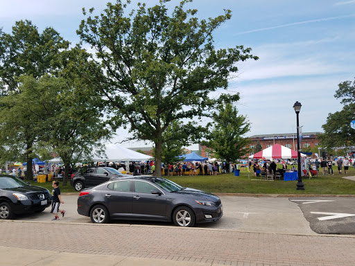 Movie Theater «Ross Theater», reviews and photos, 101-131 Decatur Ave, North Chicago, IL 60088, USA