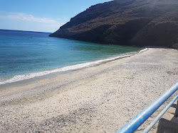 Gialia beach'in fotoğrafı imkanlar alanı