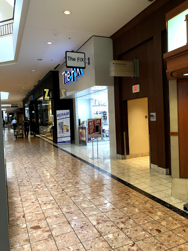 Phone Repair Service «The Fix - Mobile Phone & Computer Repair», reviews and photos, 17057 N Outer 40 Rd, Chesterfield, MO 63005, USA