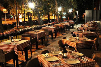 Restaurant RINGS - N#, 3 Bulevardi Nënë Tereza, Prishtina