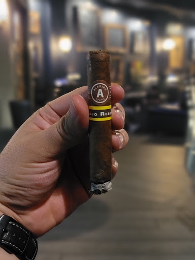 Cigar Shop «Executive Cigar Shop & Lounge», reviews and photos, 837 E New Haven Ave, Melbourne, FL 32901, USA