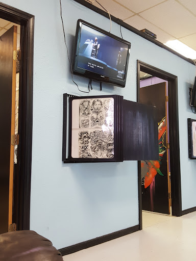 Tattoo Shop «Custom Ink Tattoo», reviews and photos, 6646 San Pedro Ave, San Antonio, TX 78216, USA