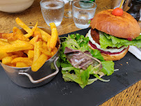 Hamburger du Restaurant Little Café à Paris - n°16