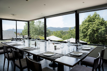 Restaurante Terraza Luces del Poniente - C. Lina de Ávila, 4, 28470 Cercedilla, Madrid, Spain