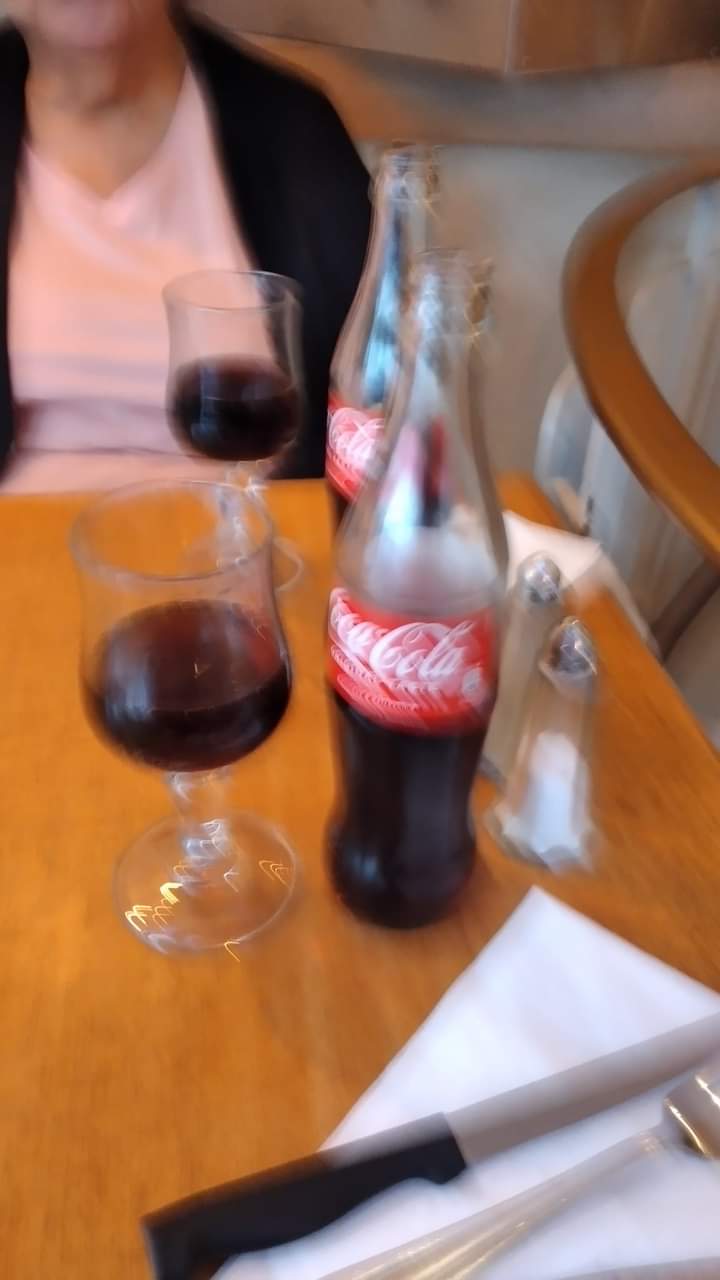 Photo n° 2 de l'avis de LAURIE.E fait le 20/07/2022 à 02:35