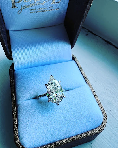 Jewelry Store «Pearce Jewelers», reviews and photos, 41 Glen Rd, West Lebanon, NH 03784, USA