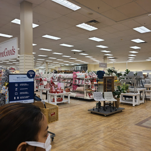Department Store «Marshalls and HomeGoods», reviews and photos, 265 S Broadway, Salem, NH 03079, USA