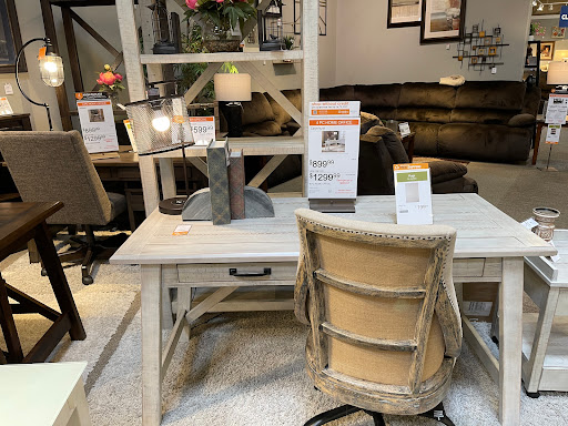 Furniture Store «Ashley HomeStore», reviews and photos, 3667 N Freeway Blvd, Sacramento, CA 95834, USA