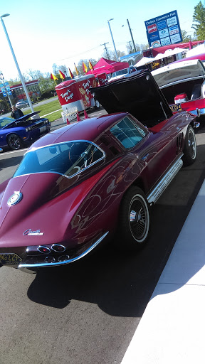 Car Dealer «Golling Chrysler Dodge Jeep Ram of Chelsea», reviews and photos, 1500 S Main St, Chelsea, MI 48118, USA