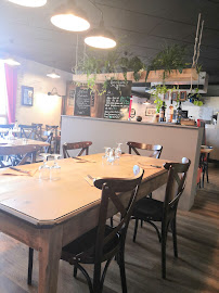 Atmosphère du Restaurant familial C'est La Base à La Rochelle - n°12
