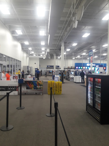 Electronics Store «Best Buy», reviews and photos, 5425 Touhy Ave, Skokie, IL 60077, USA