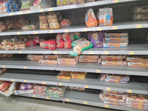 Department Store «Walmart Supercenter», reviews and photos, 638 Quequechan St, Fall River, MA 02721, USA