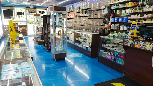 Vaporizer Store «Cloud 9 Smoke Co», reviews and photos, 180 Riverstone Pkwy #100, Canton, GA 30114, USA