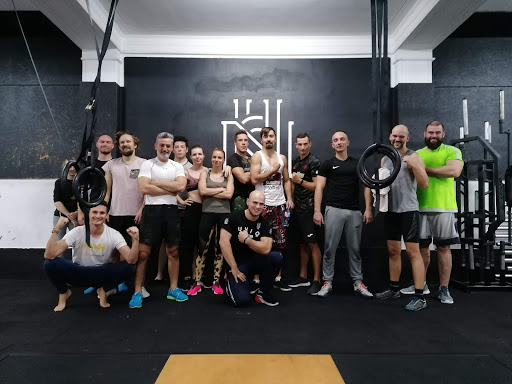 Uniq Cross Gym - Cross Street Workout Treningi Personalne