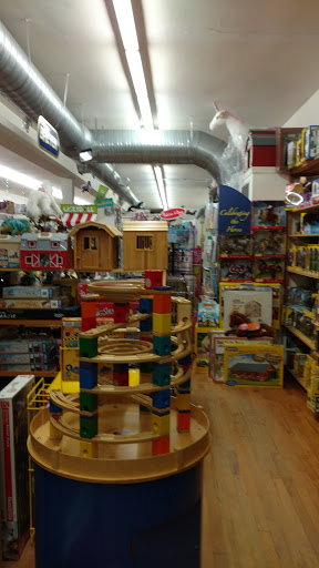 Toy Store «Toys On The Square», reviews and photos, 22 E Main St, Hummelstown, PA 17036, USA