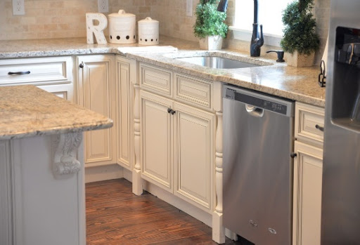 White Kitchen Cabinets