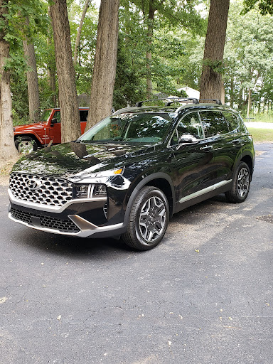 Hyundai Dealer «Fox Hyundai», reviews and photos, 4141 28th St SE, Grand Rapids, MI 49512, USA