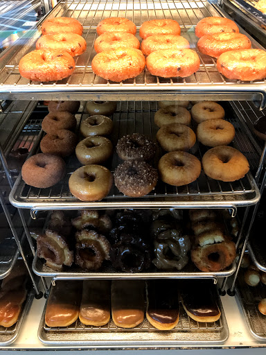 Donut Shop «Golden Gate Donuts», reviews and photos, 4201 Telegraph Ave, Oakland, CA 94609, USA