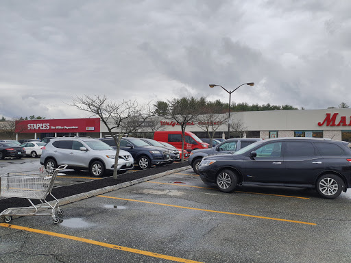 Office Supply Store «Staples», reviews and photos, 176 S Broadway, Salem, NH 03079, USA