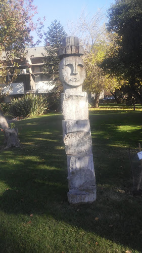 Opiniones de Rehue, Wooden Totem en La Pintana - Museo